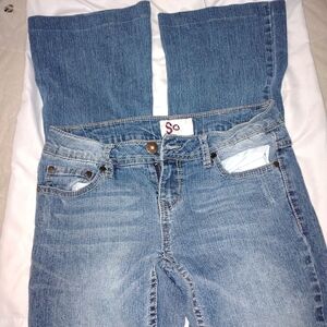 SO Light Blue Skinny Jeans with Back Pocket Detail